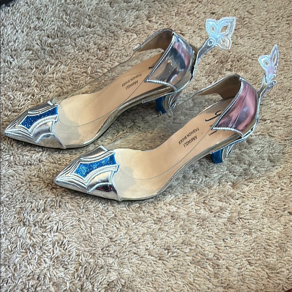 Genshin Impact Eula cosplay heels, size 39, worn once,need small gluing repairs
